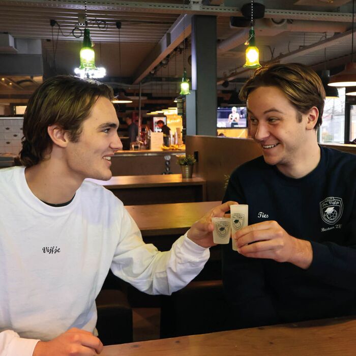 Merch foto's - vierkant 2.jpg Thumbnail